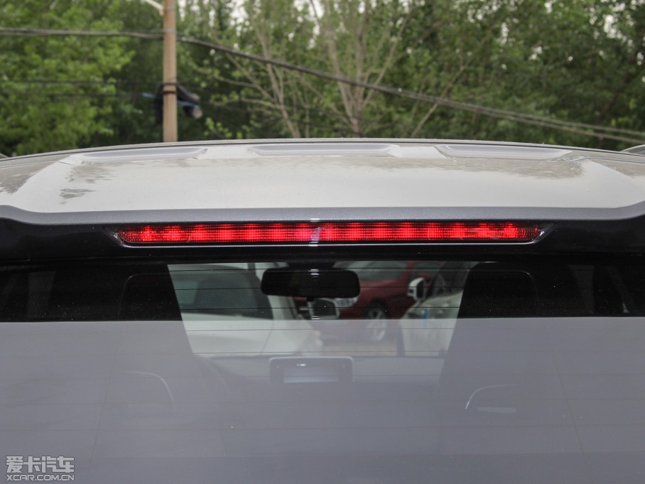 2015YGLA GLA 220 4MATIC r