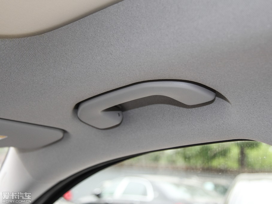 2015YGLA GLA 220 4MATIC r