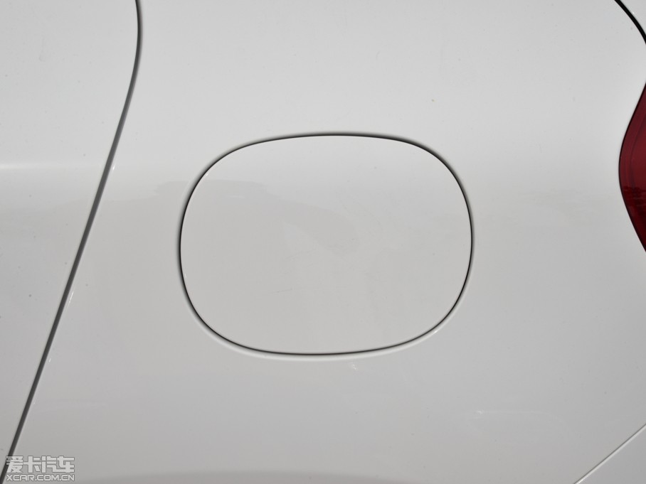 2015YGLA GLA 200 r