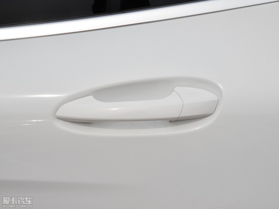 2015YGLA GLA 200 r