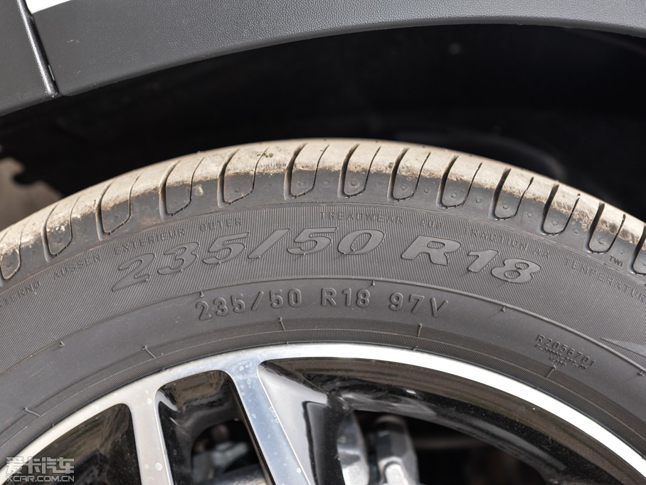 2015YGLA GLA 200 r