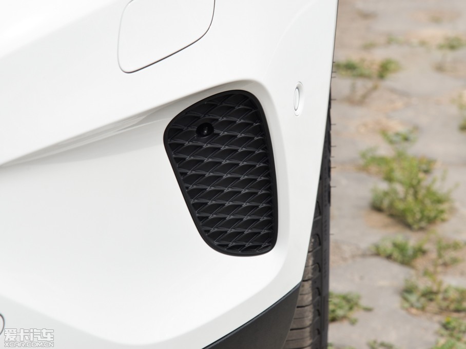 2015YGLA GLA 200 r