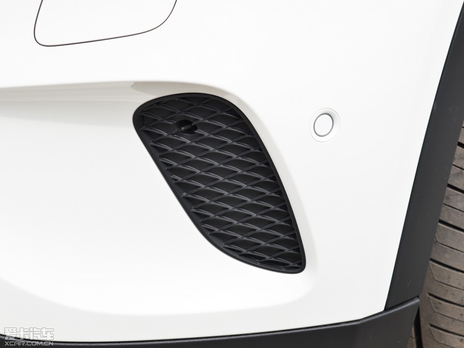 2015YGLA GLA 200 r(sh)