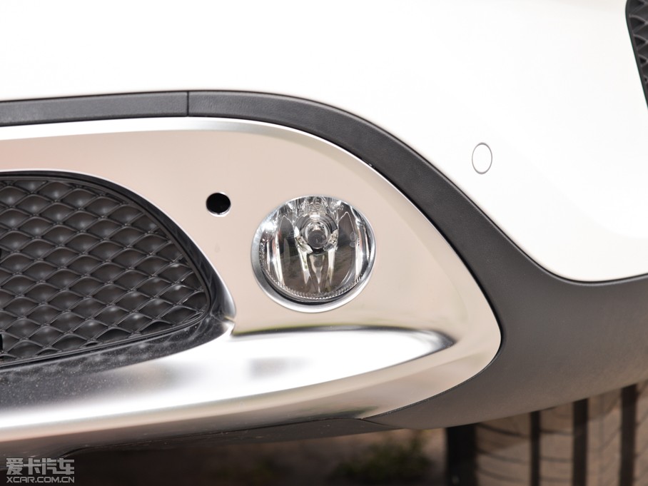 2015YGLA GLA 200 r