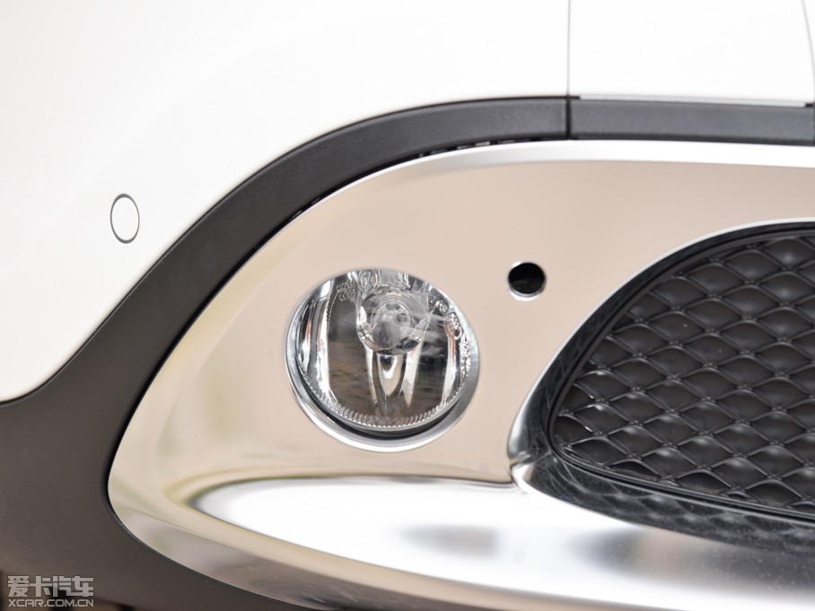 2015YGLA GLA 200 r(sh)