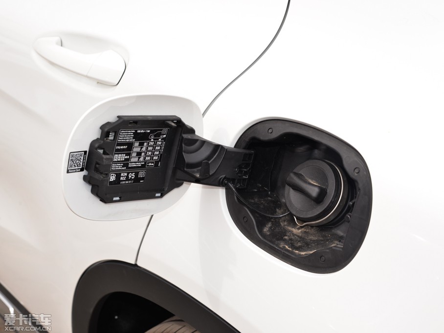 2015YGLA GLA 200 r