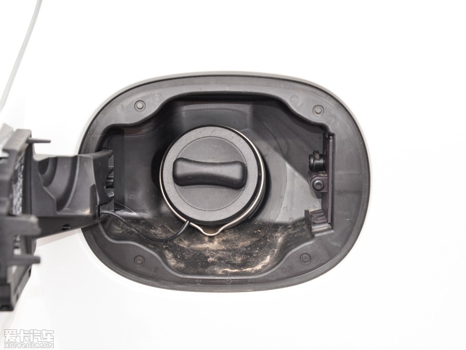 2015YGLA GLA 200 r