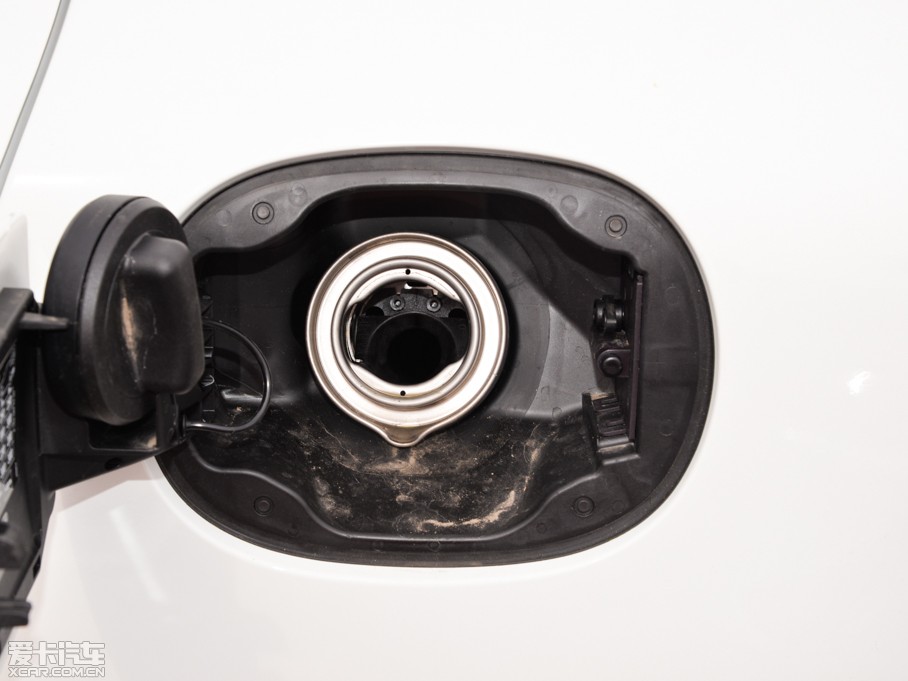 2015YGLA GLA 200 r