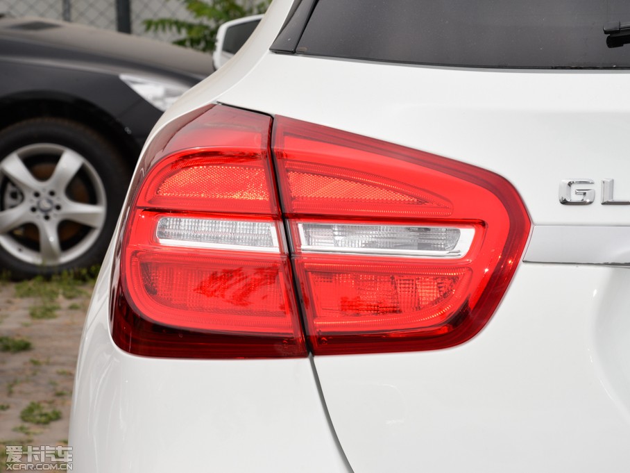 2015YGLA GLA 200 r(sh)