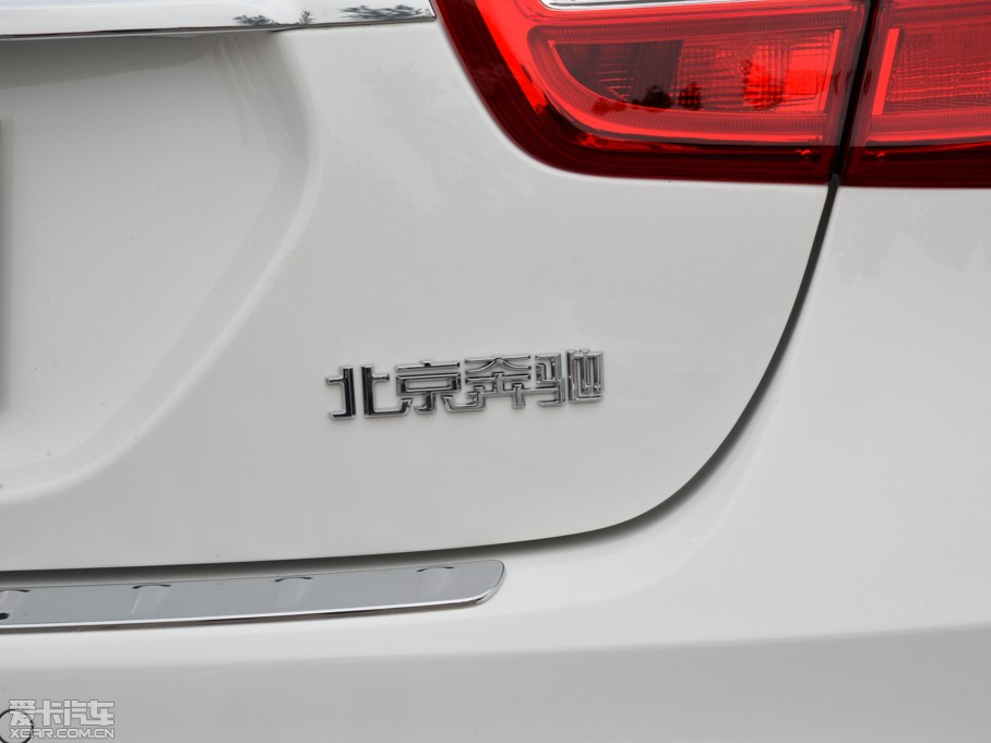 2015YGLA GLA 200 r(sh)