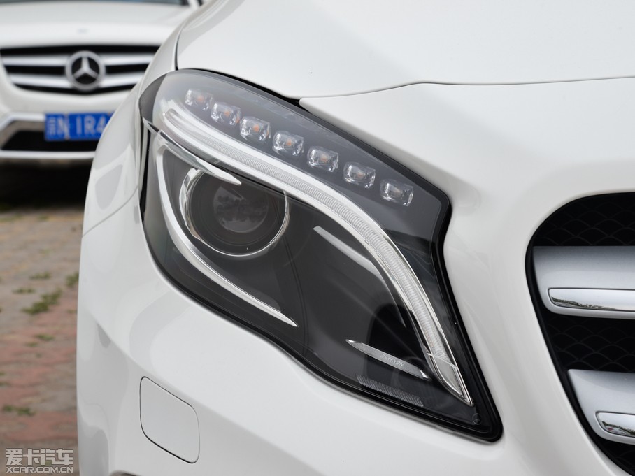 2015YGLA GLA 200 r