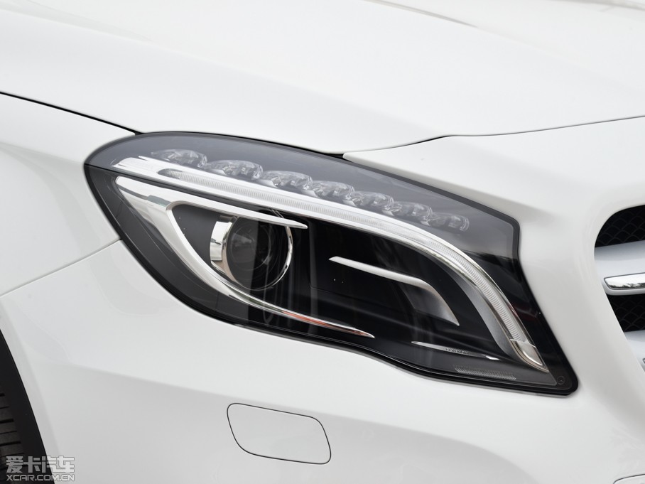 2015YGLA GLA 200 r