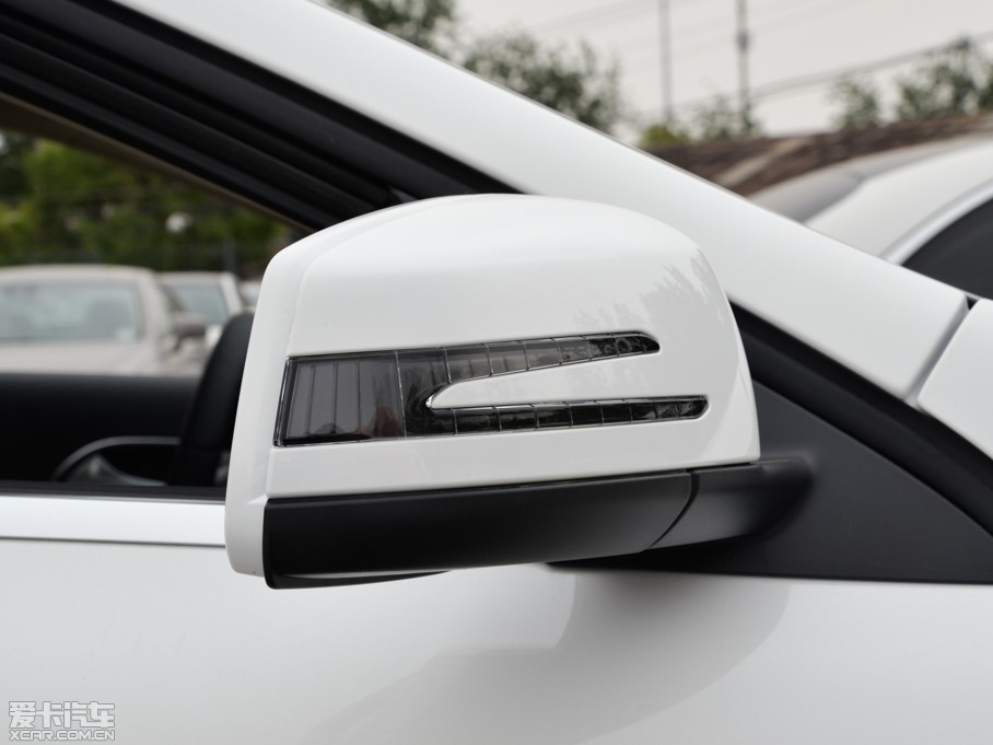 2015YGLA GLA 200 r