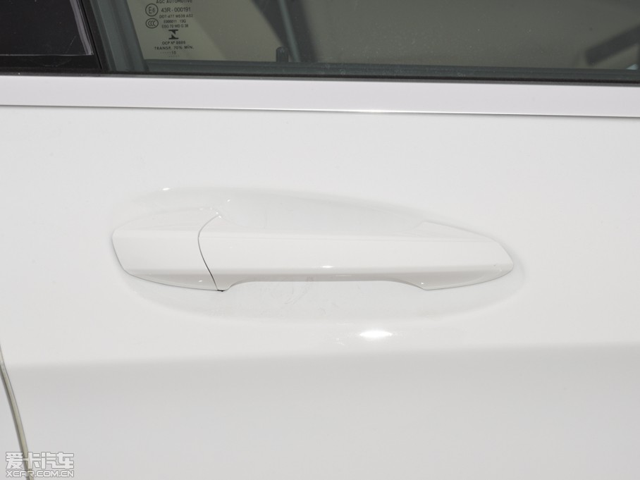 2015YGLA GLA 200 r