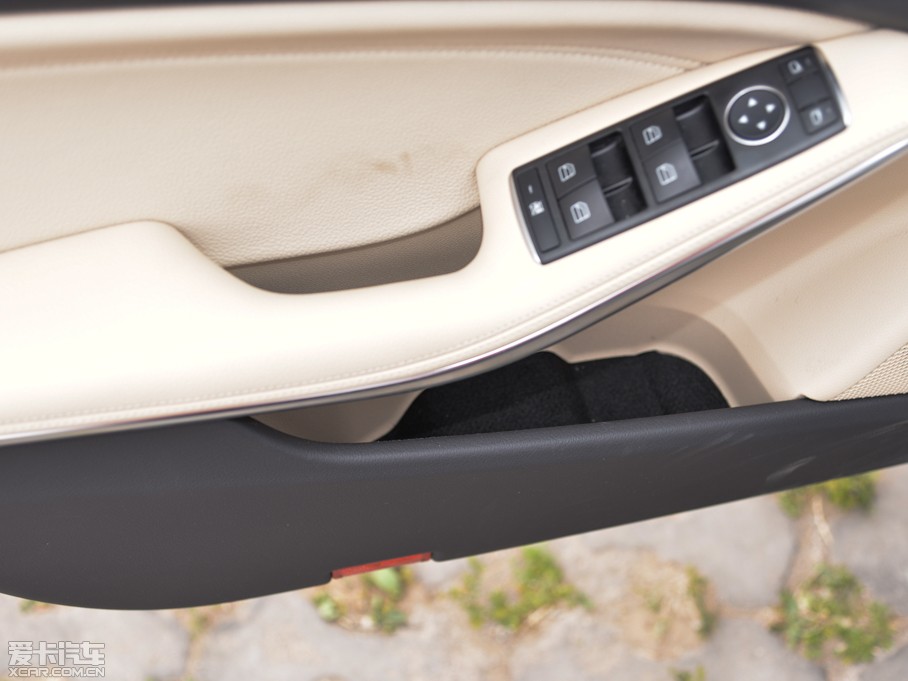 2015YGLA GLA 200 r