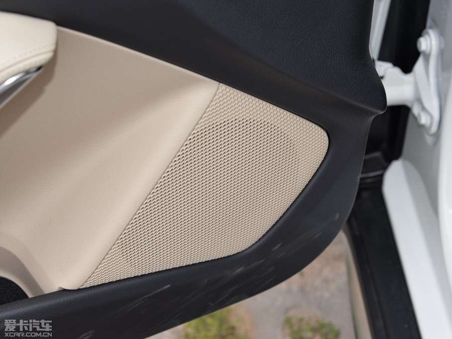 2015YGLA GLA 200 r