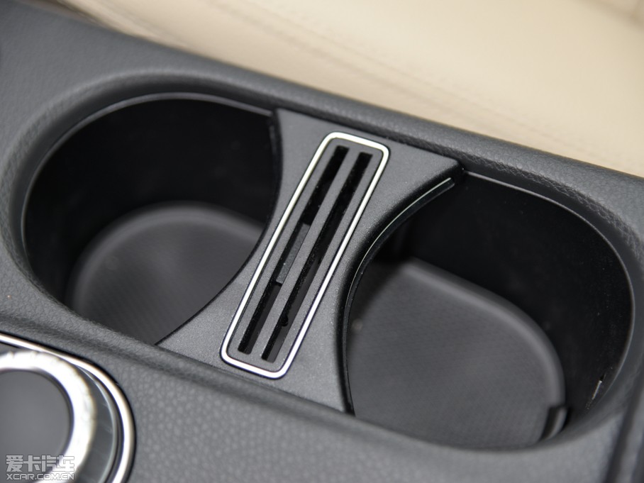 2015YGLA GLA 200 r