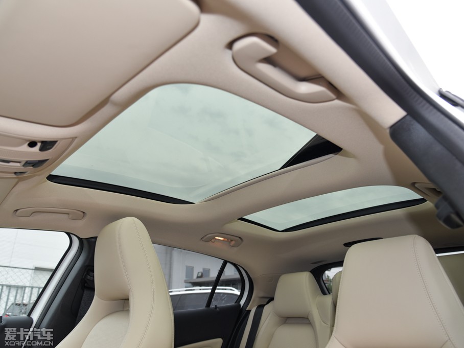 2015YGLA GLA 200 r