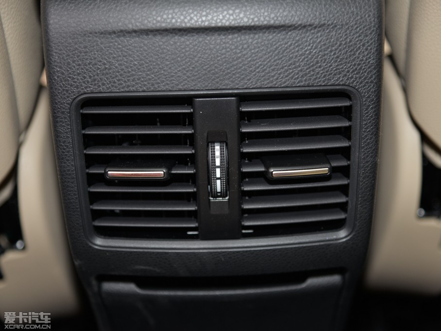 2015YGLA GLA 200 r