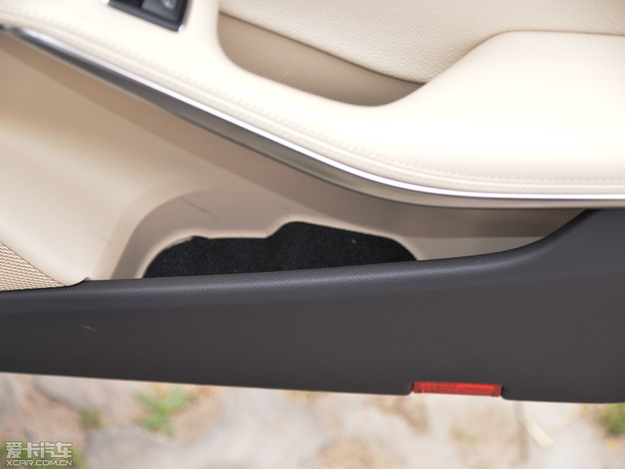 2015YGLA GLA 200 r