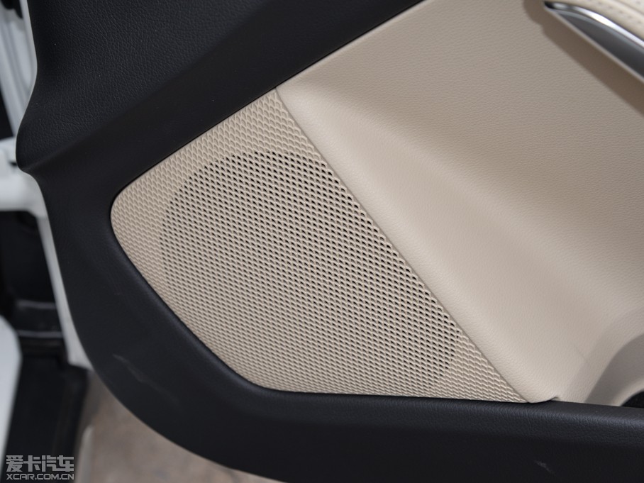 2015YGLA GLA 200 r