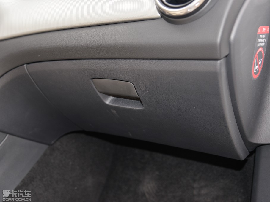 2015YGLA GLA 200 r