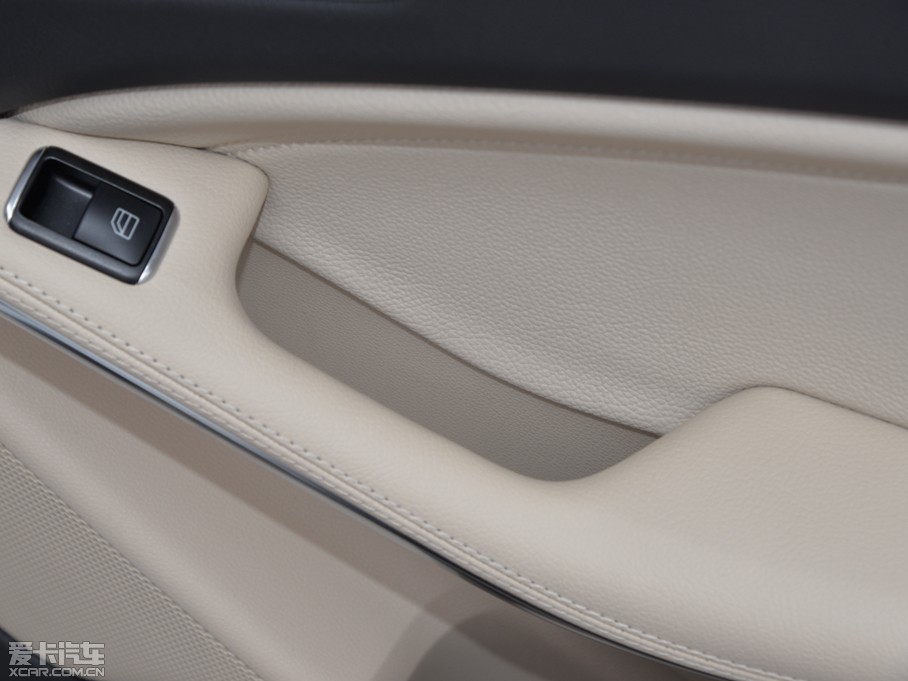 2015YGLA GLA 200 r