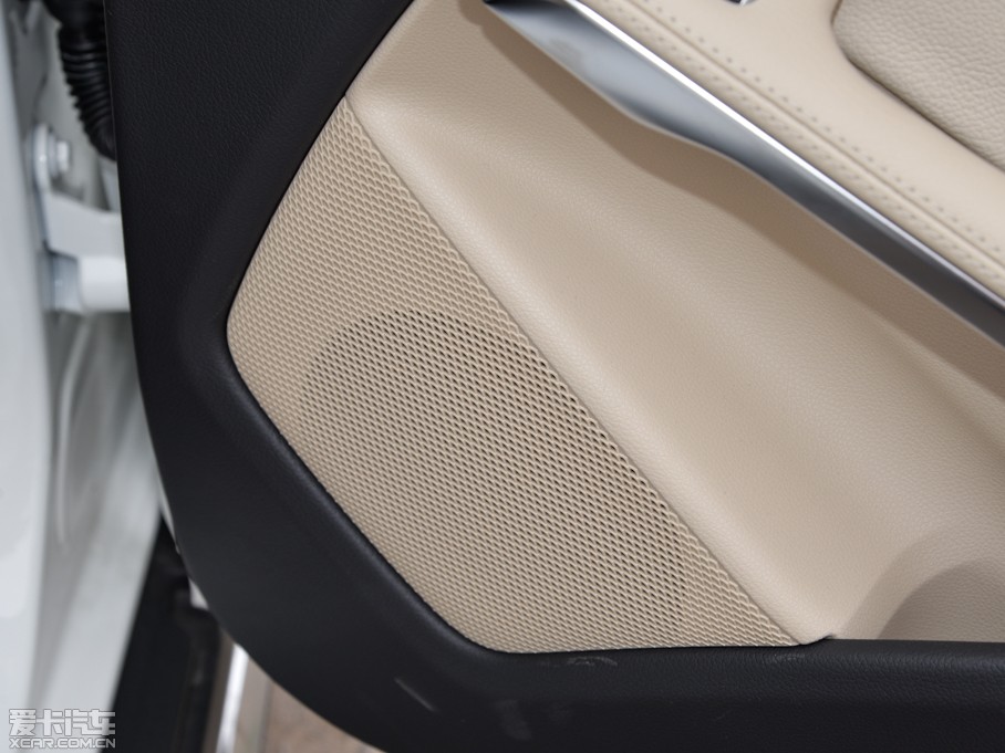 2015YGLA GLA 200 r