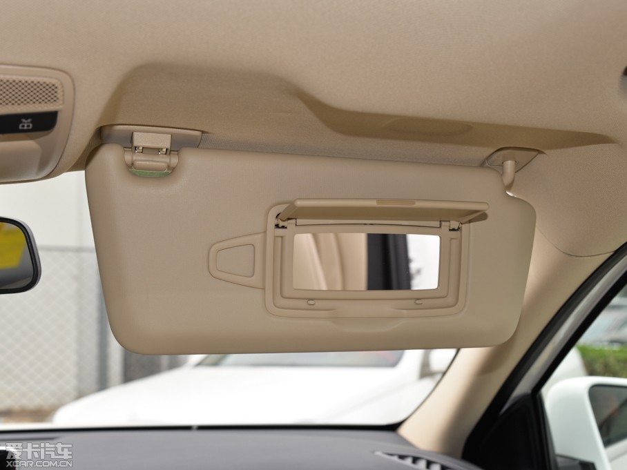 2015YGLA GLA 200 r