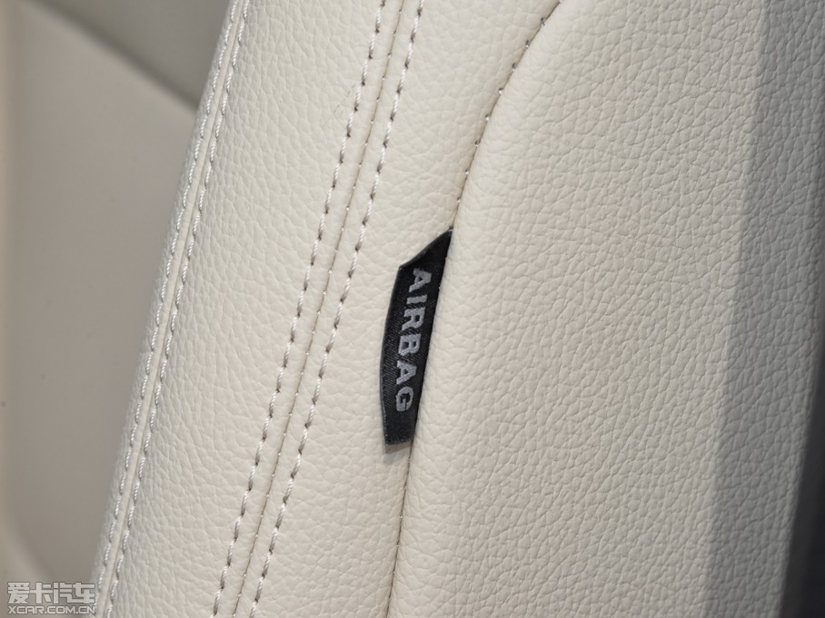 2015YGLA GLA 200 r