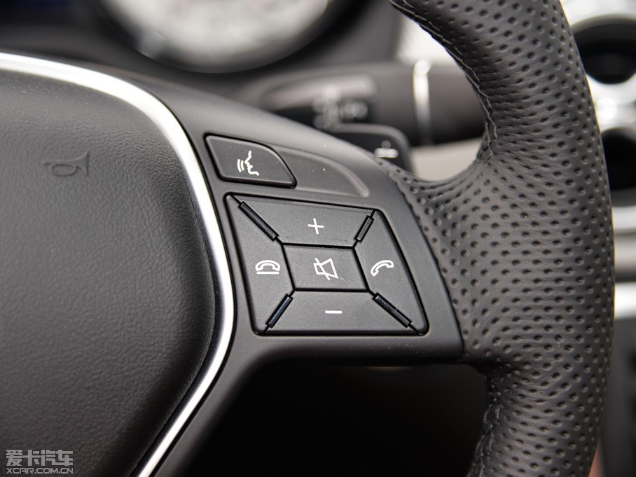 2015YGLA GLA 200 r