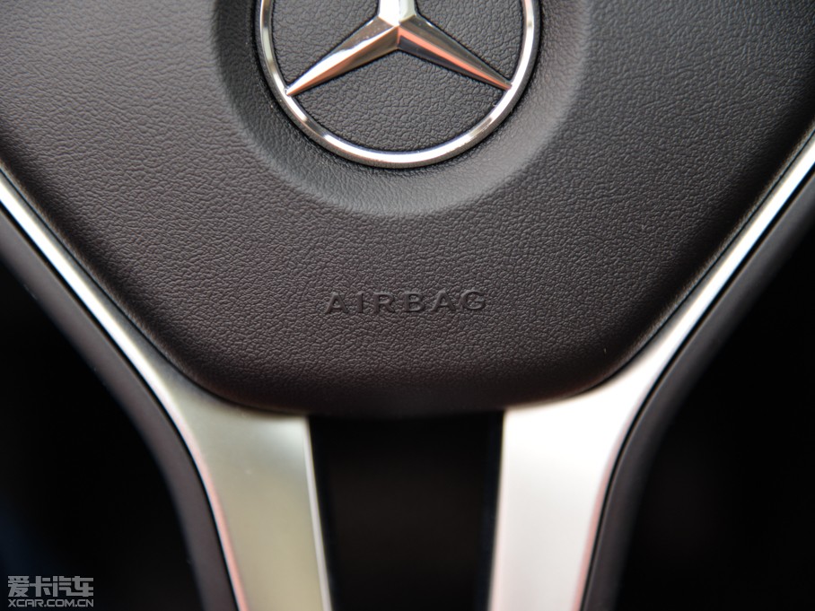 2015YGLA GLA 200 r