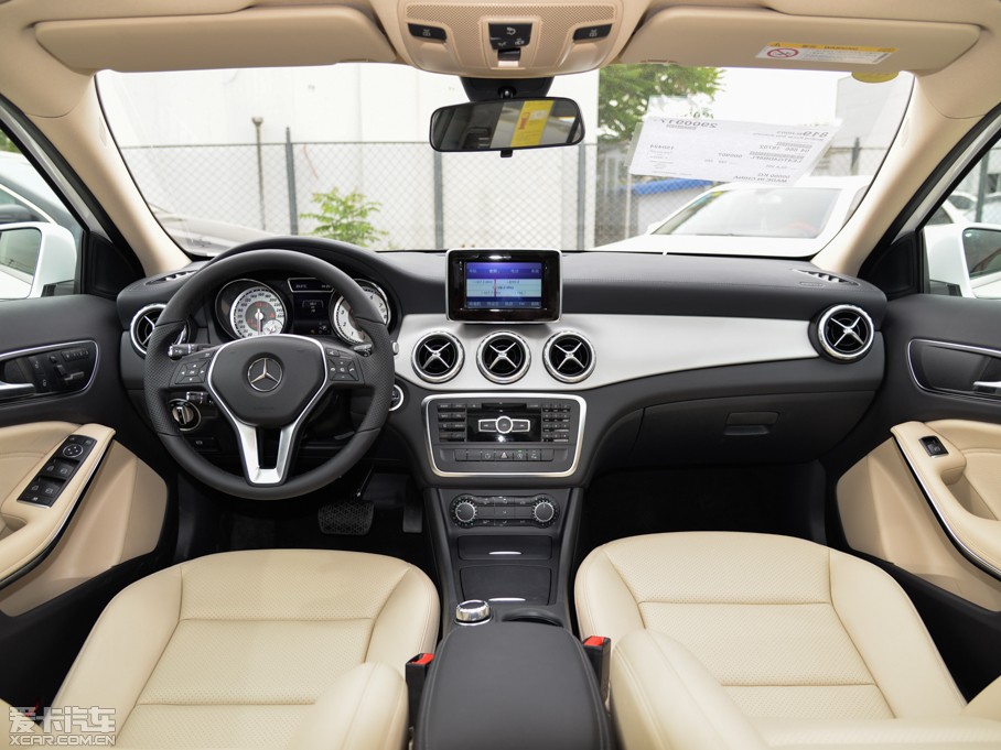 2015YGLA GLA 200 r