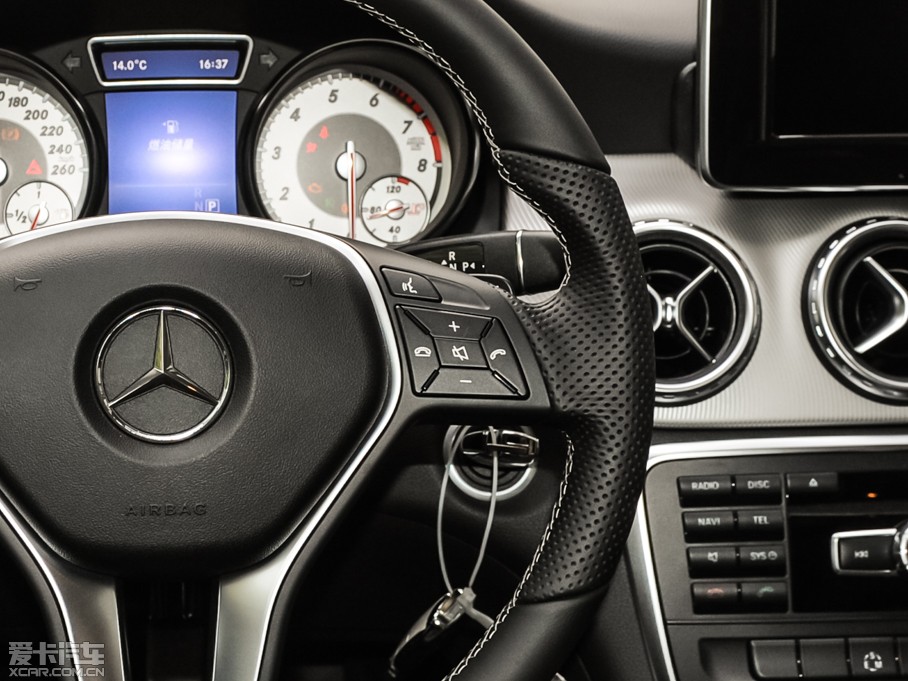 2015YGLA GLA 200 Ӹ