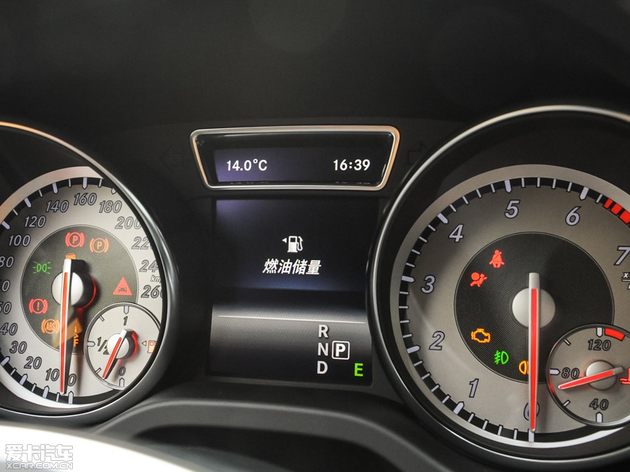 2015YGLA GLA 200 Ӹ