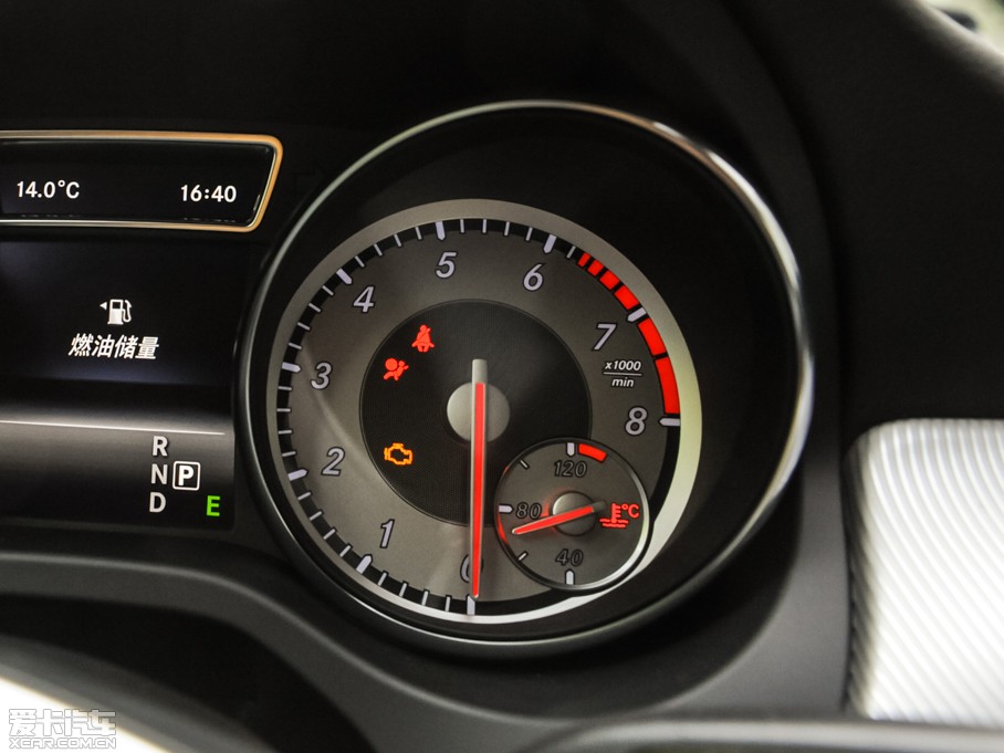 2015YGLA GLA 200 Ӹ