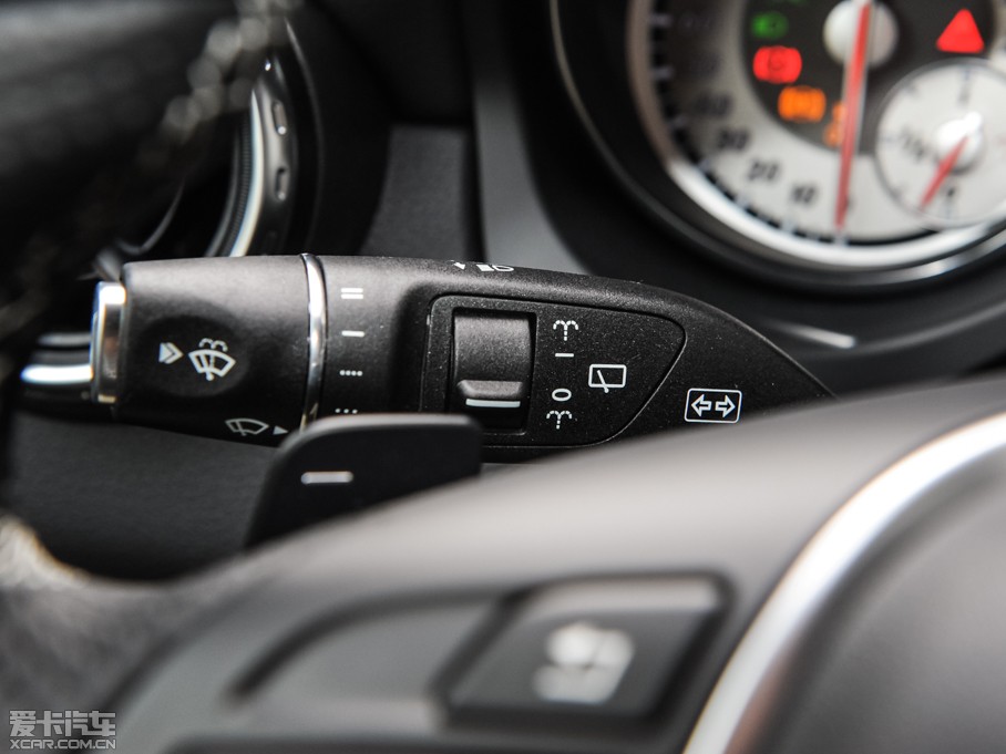 2015YGLA GLA 200 Ӹ