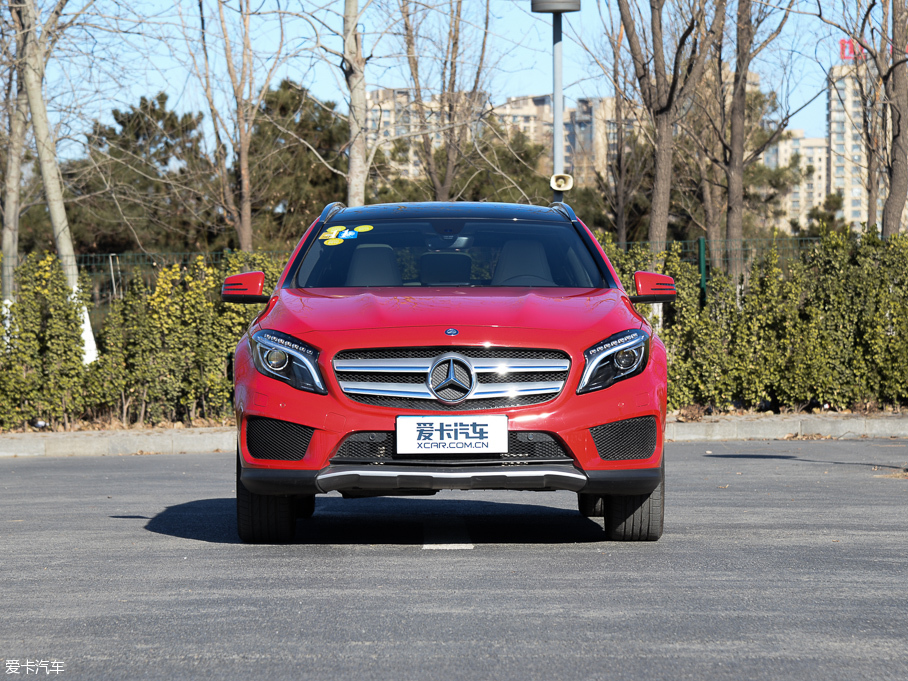 2015YGLA GLA 260 4MATIC \