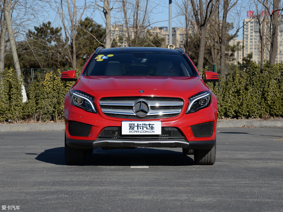 2015YGLA GLA 260 4MATIC \