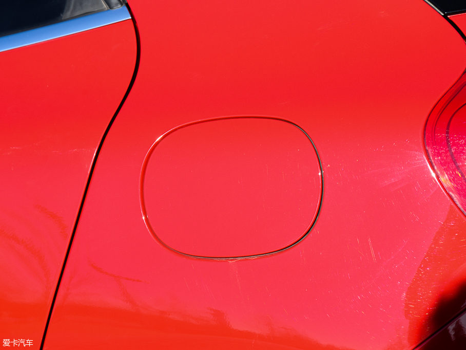 2015YGLA GLA 260 4MATIC \