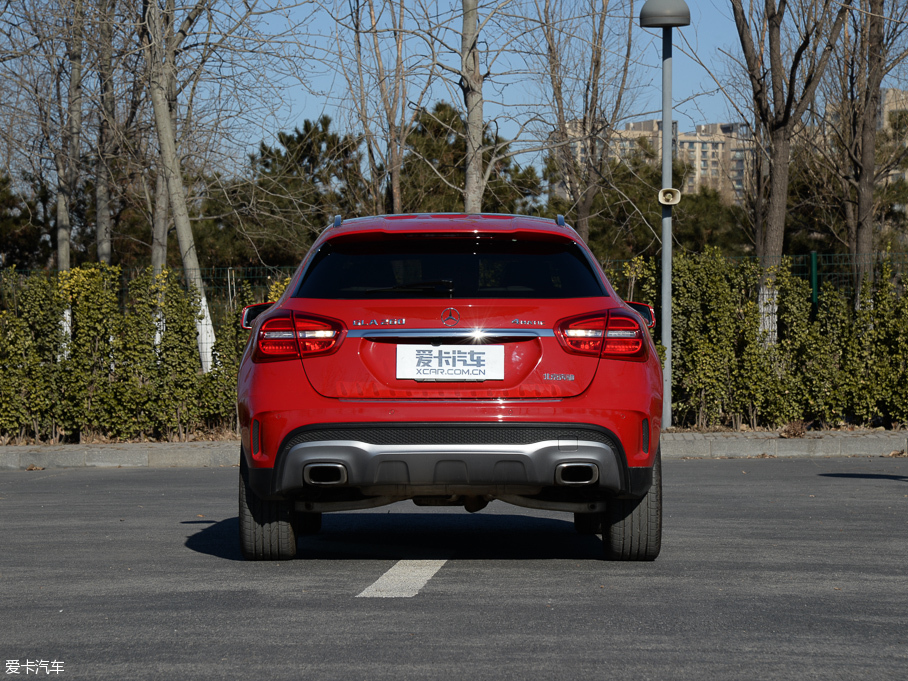 2015YGLA GLA 260 4MATIC \