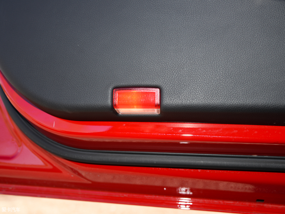 2015YGLA GLA 260 4MATIC \