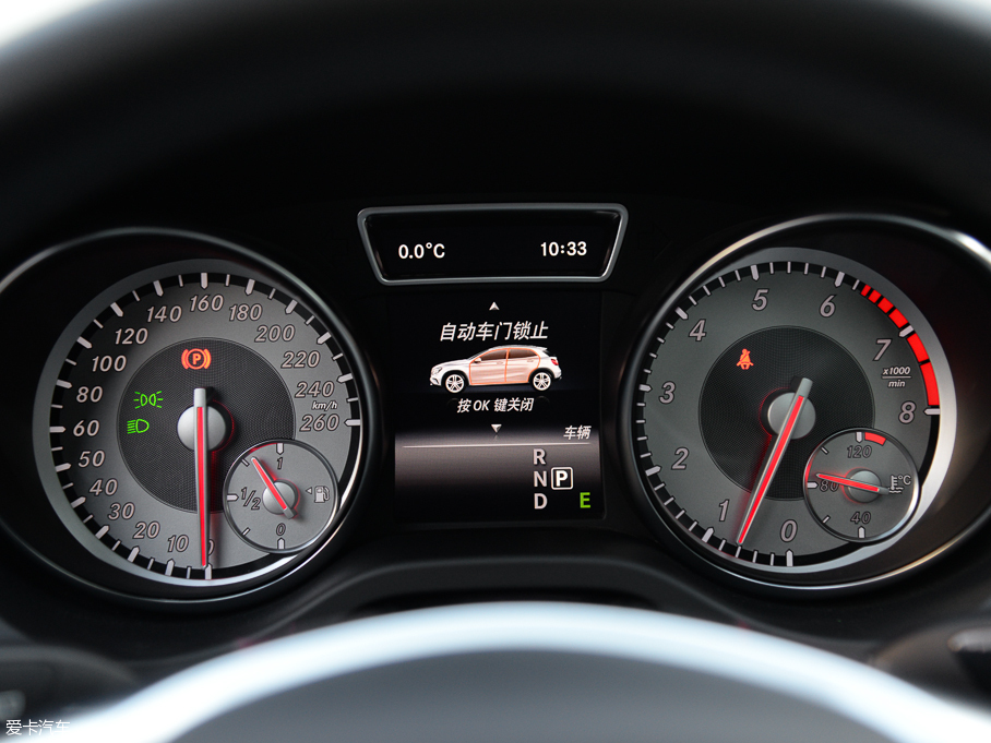 2015YGLA GLA 260 4MATIC \