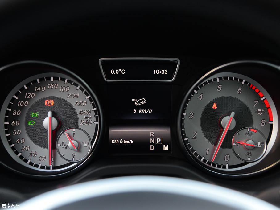 2015YGLA GLA 260 4MATIC \