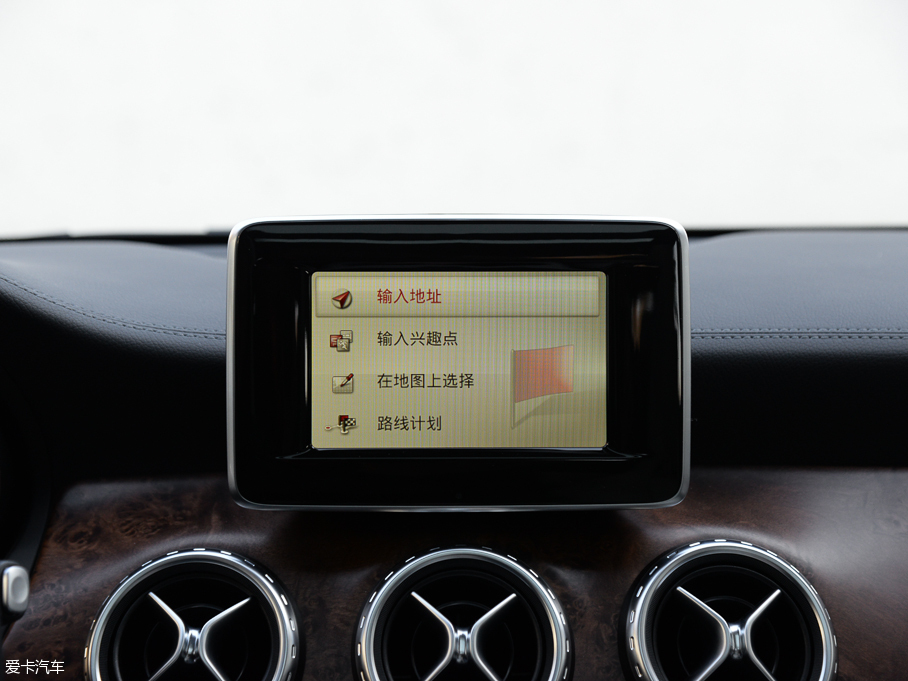 2015YGLA GLA 260 4MATIC \