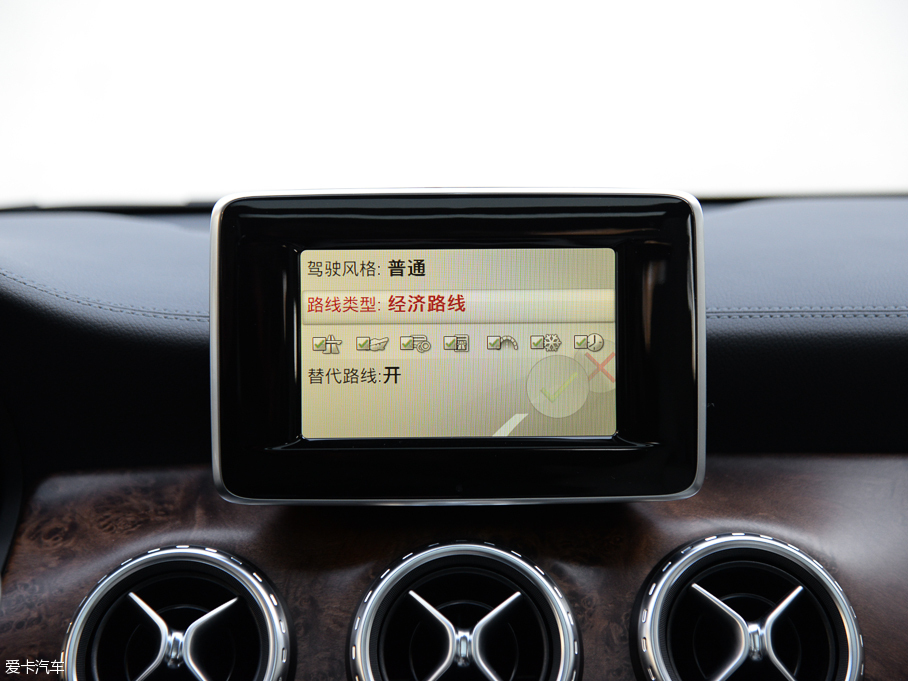 2015YGLA GLA 260 4MATIC \(yn)(dng)