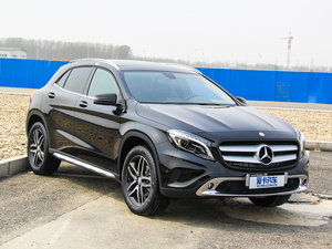 2015款GLA 220 4MATIC 豪华型 整体外观