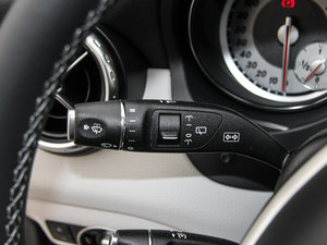 2015GLA 220 4MATIC r п؅^(q)