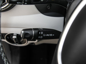 2015GLA 220 4MATIC r п؅^(q)