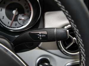 2015款GLA 220 4MATIC 时尚型 换挡杆